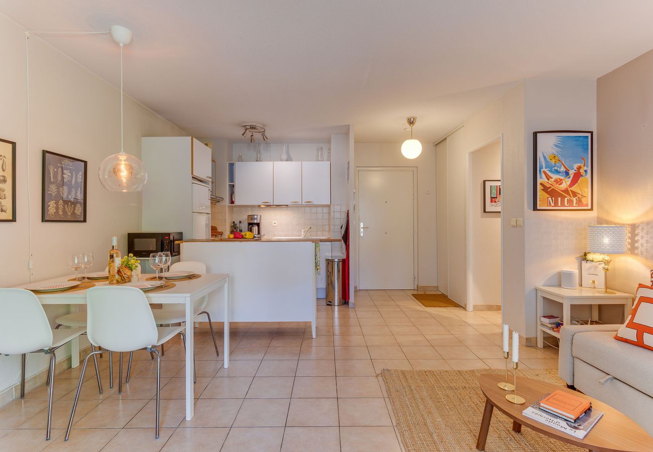 Appartement à Nice - IMPERIA AP4490 by RIVIERA HOLIDAY HOMES