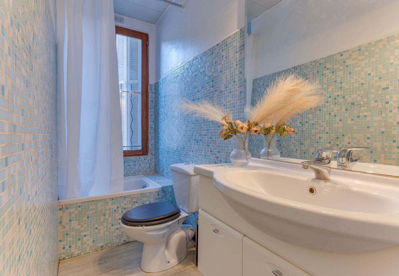 Appartement à Nice - LE CYRNOS AP4499 By Riviera Holiday Homes