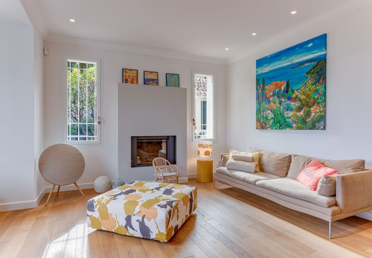 Villa à Eze -  VILLA ANGEL VI4481 By Riviera Holiday Homes
