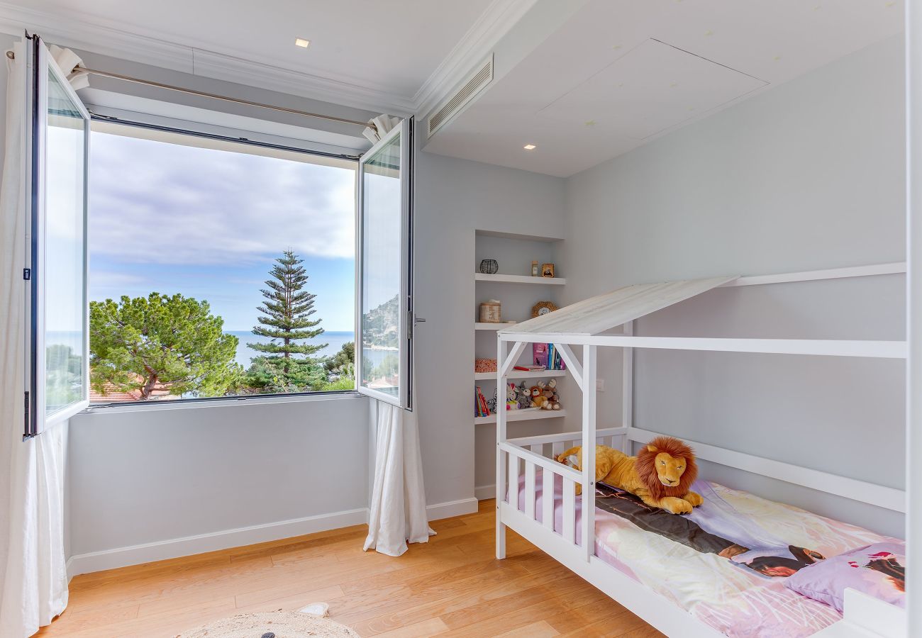 Villa à Eze -  VILLA ANGEL VI4481 By Riviera Holiday Homes