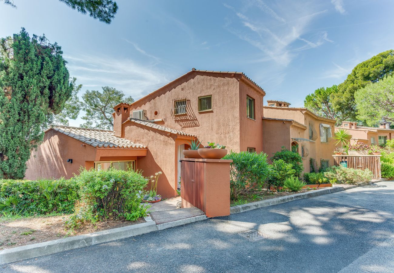 Villa à Eze - VILLA D'EZE VI4518 By Riviera Holiday Homes 