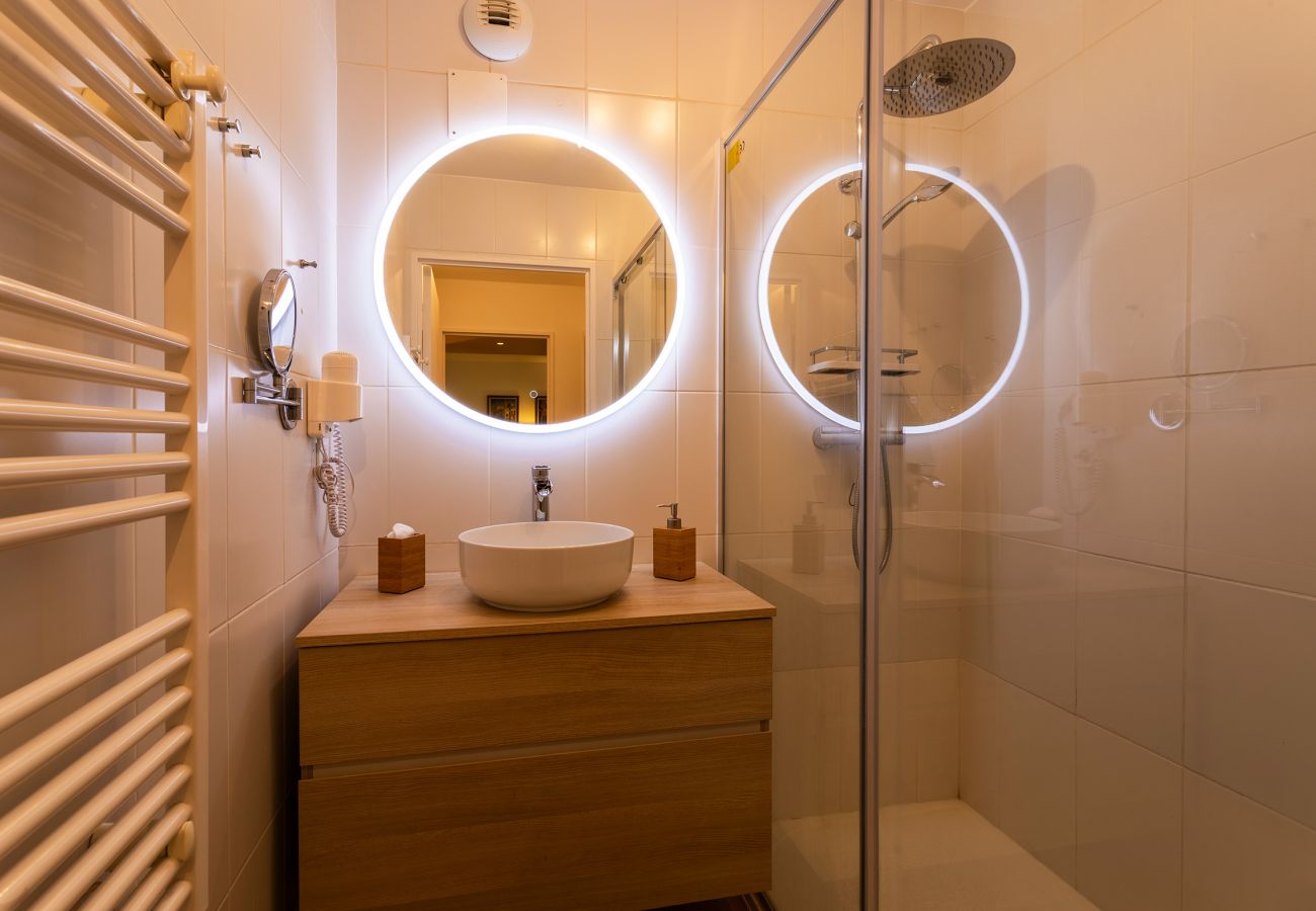 Studio à Nice - NICE CARRE D'OR AP4403 By Riviera Holiday Homes 