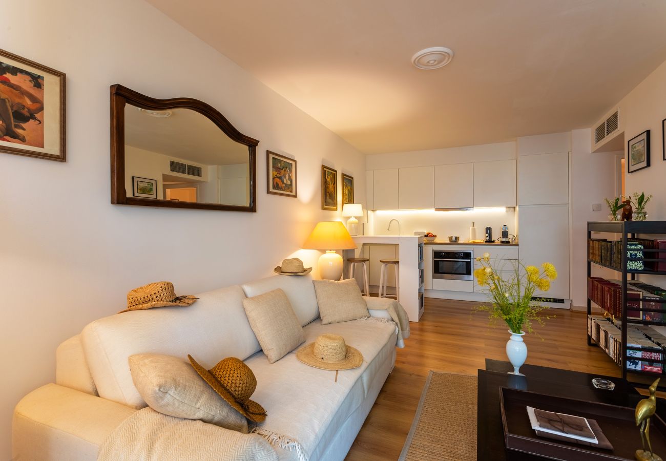 Studio à Nice - NICE CARRE D'OR AP4403 By Riviera Holiday Homes 