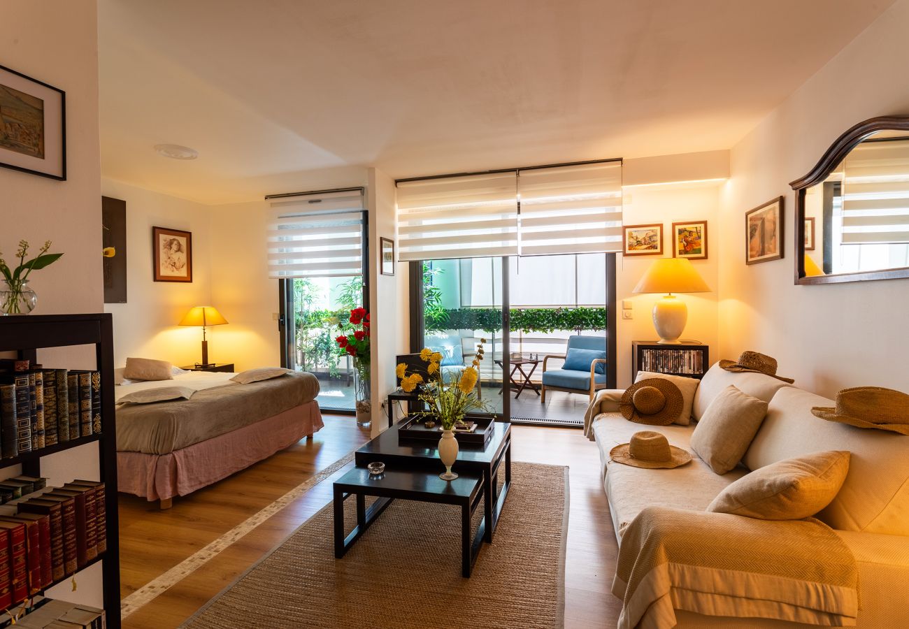 Studio à Nice - NICE CARRE D'OR AP4403 By Riviera Holiday Homes 