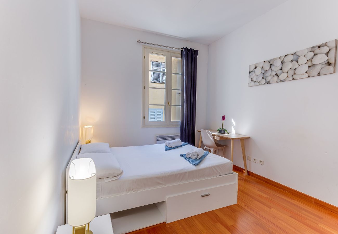 Appartement à Nice - PIAZZA GRIMALDI AP4519 - Clim - 5 min de la plage by Riviera Holiday Homes