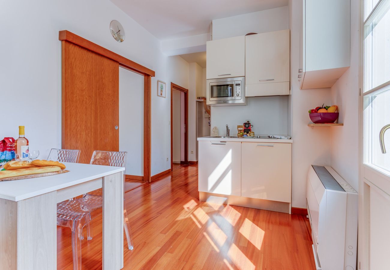 Appartement à Nice - PIAZZA GRIMALDI AP4519 - Clim - 5 min de la plage by Riviera Holiday Homes