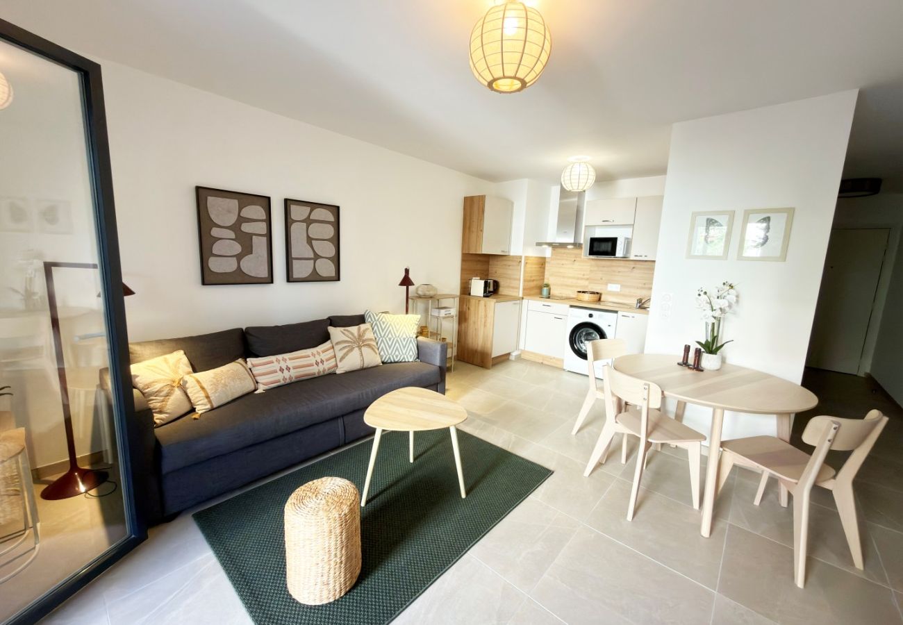 Studio à Nice - INFINICE AP4514 by Riviera Holiday Homes