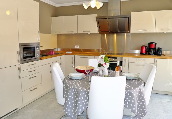 OPEN KITCHEN OPEN KITCHEN