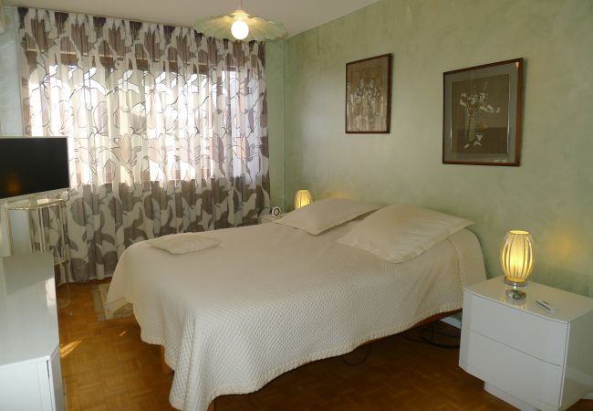 BEDROOM 1 BEDROOM 1