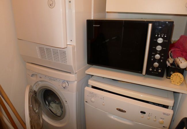 SALA DE LAVANDERÍA LAUNDRY ROOM