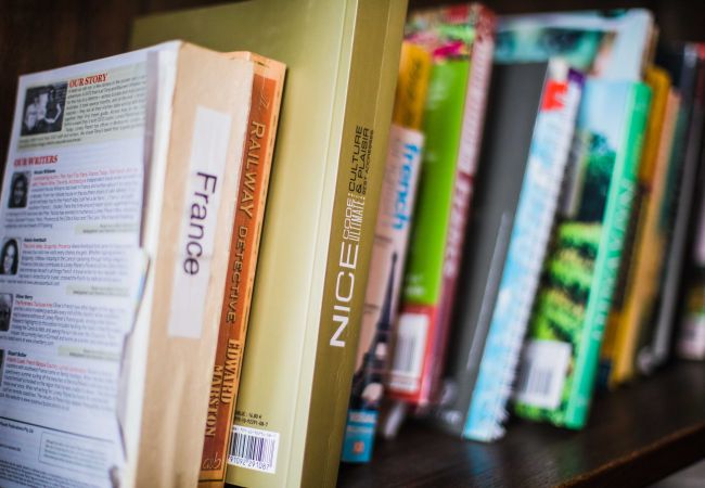 BOOKS BOOKSA