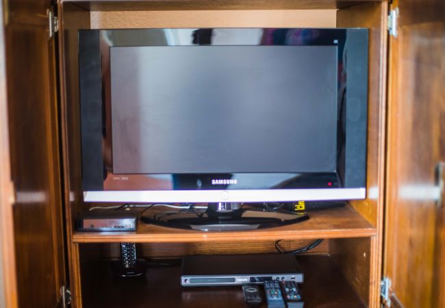 TV TV