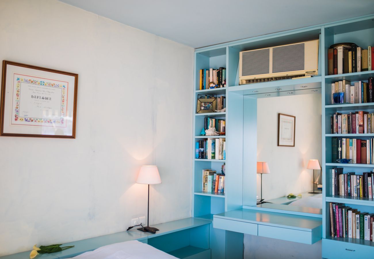 BEDROOM BEDROOM