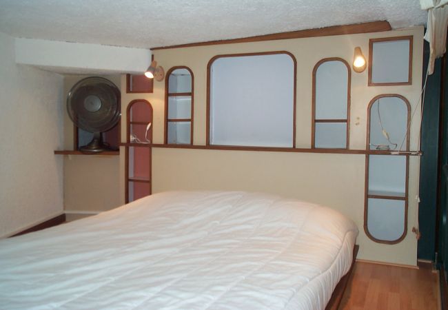 BEDROOOM BEDROOM