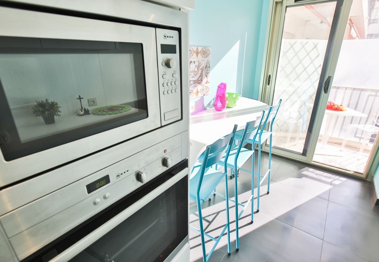 KITCHEN KITCHEN