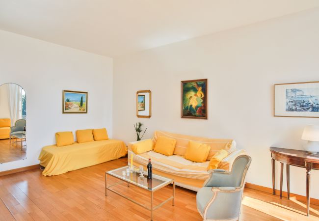 Apartment in Nice - ALBERT 1ER GARDEN AP2070 by RIVIERA HOLIDAY HOMES Apartment in Nice - ALBERT 1ER GARDEN AP2070 by RIVIERA HOLIDAY HOMES