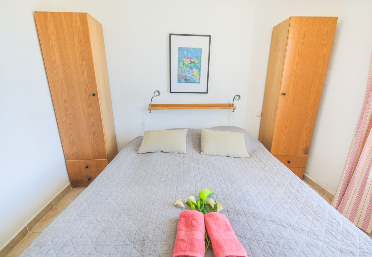 BEDROOM 2 BEDROOM 2