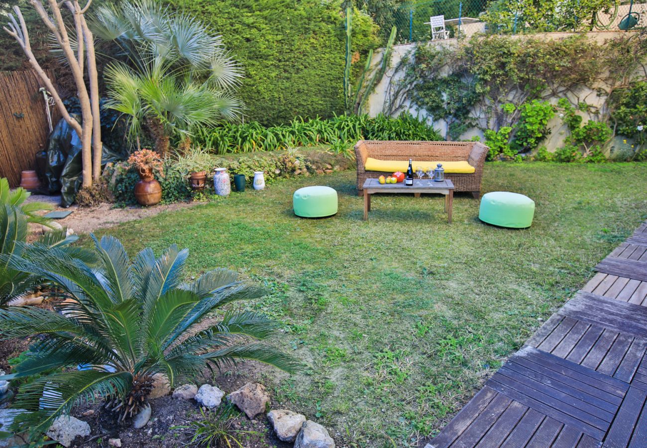 GARDEN GARDEN