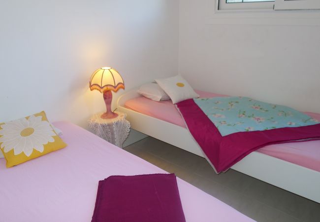 BEDROOM 2 BEDROOM 2