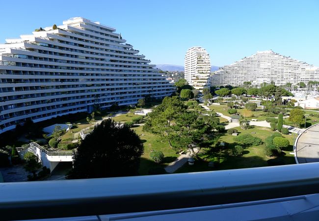 VIEW VIEW