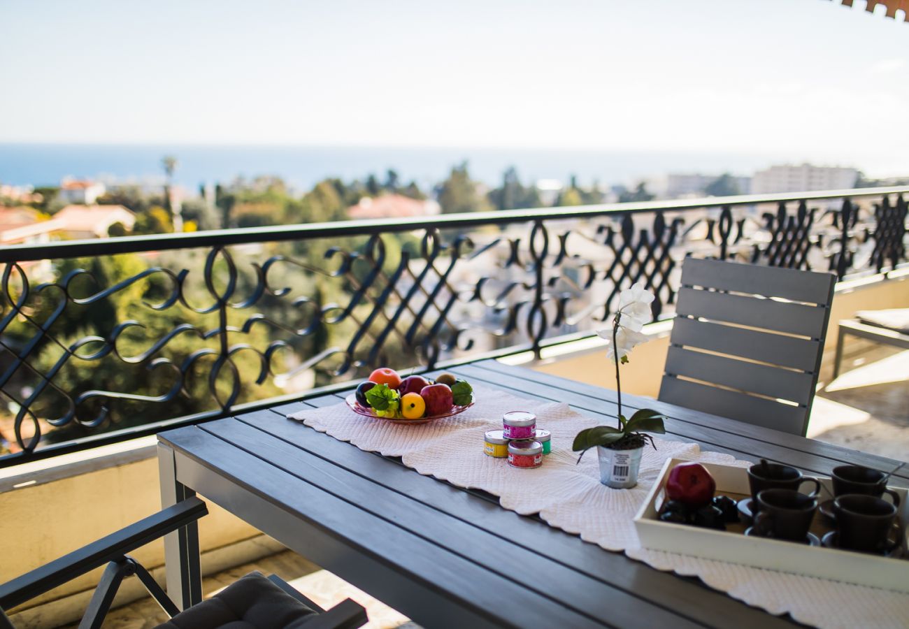 Large terrace with dining area Large terrace with sea view