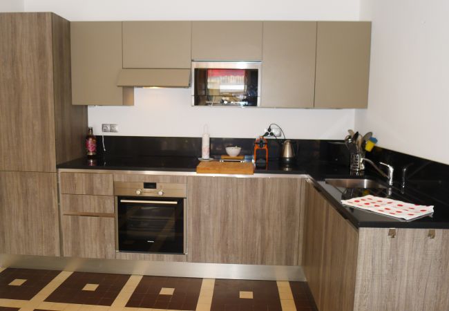 KITCHEN KITCHEN