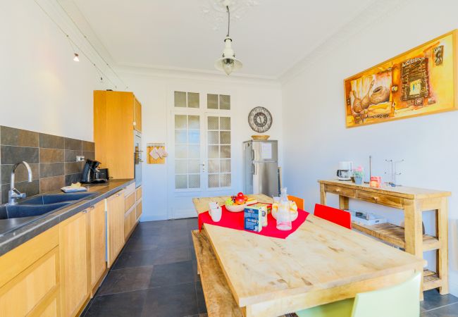 KITCHEN KITCHEN