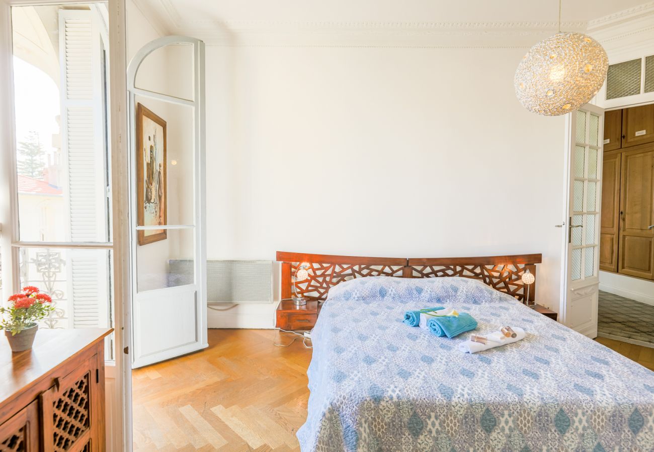 BEDROOM BEDROOM