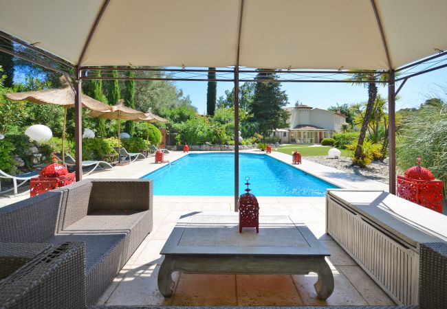 POOL POOL