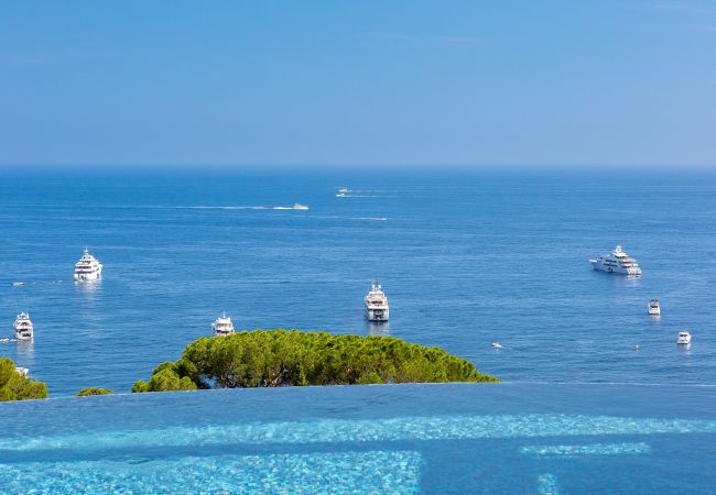 SEA VIEW OF THE SWIMMING POOL SEA VIEW OF THE SWIMMING POOL