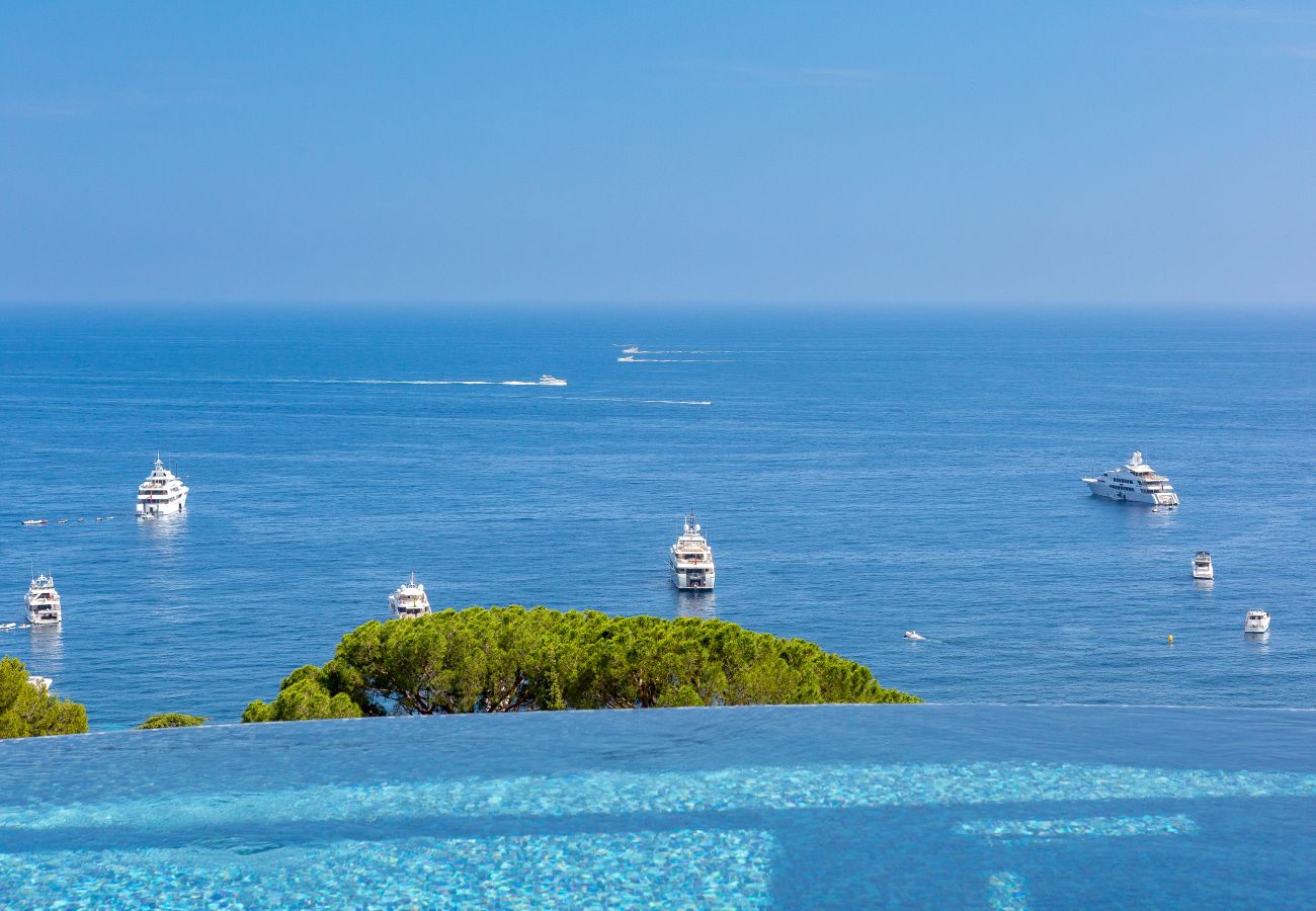 SEA VIEW OF THE SWIMMING POOL SEA VIEW OF THE SWIMMING POOL