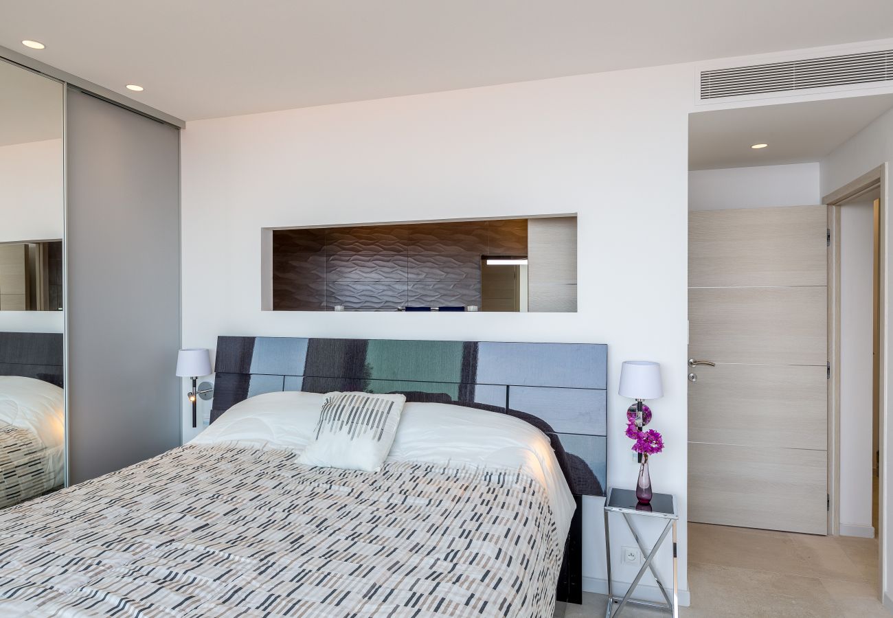 BEDROOM BEDROOM