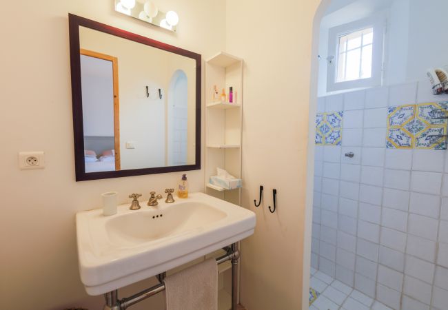BATHROOM 2 BATHROOM 2