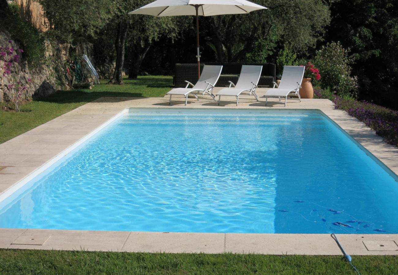 POOL POOL