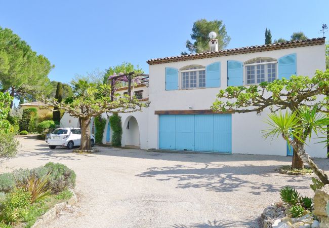VILLA VILLA