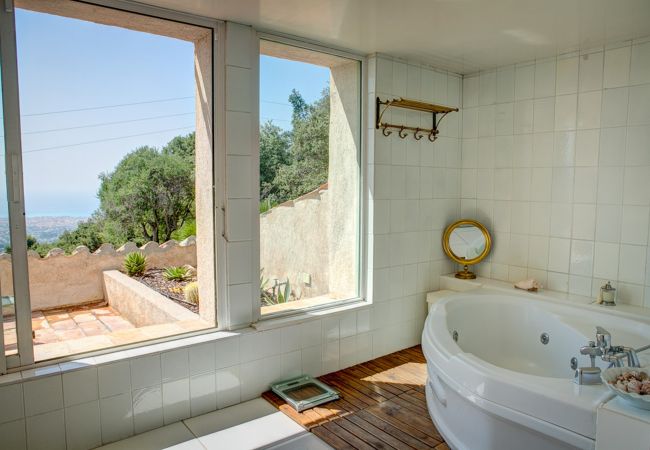 BATHROOM 1 BATHROOM 1