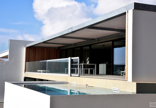 VILLA VILLA