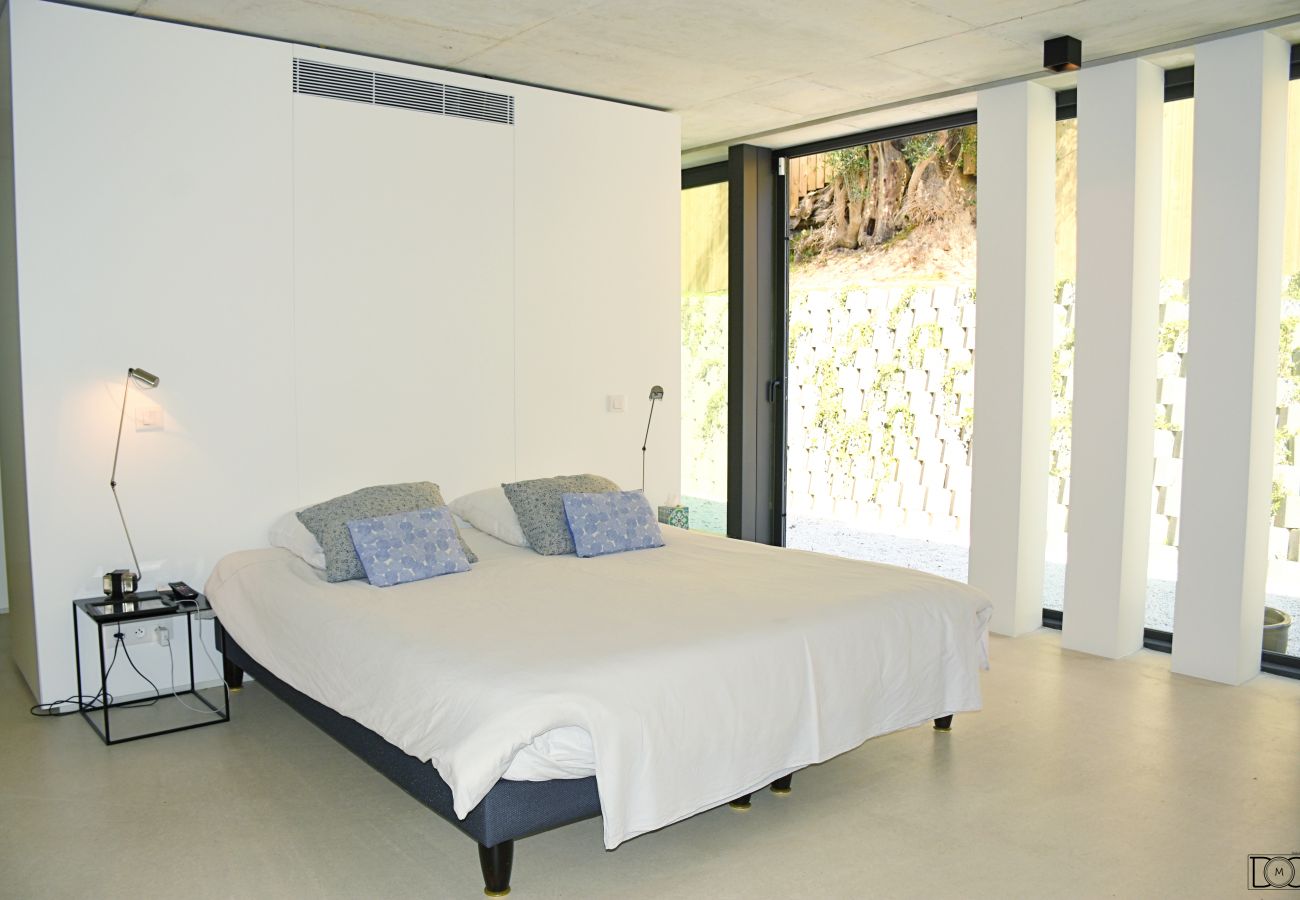 BEDROOM 3 BEDROOM 3