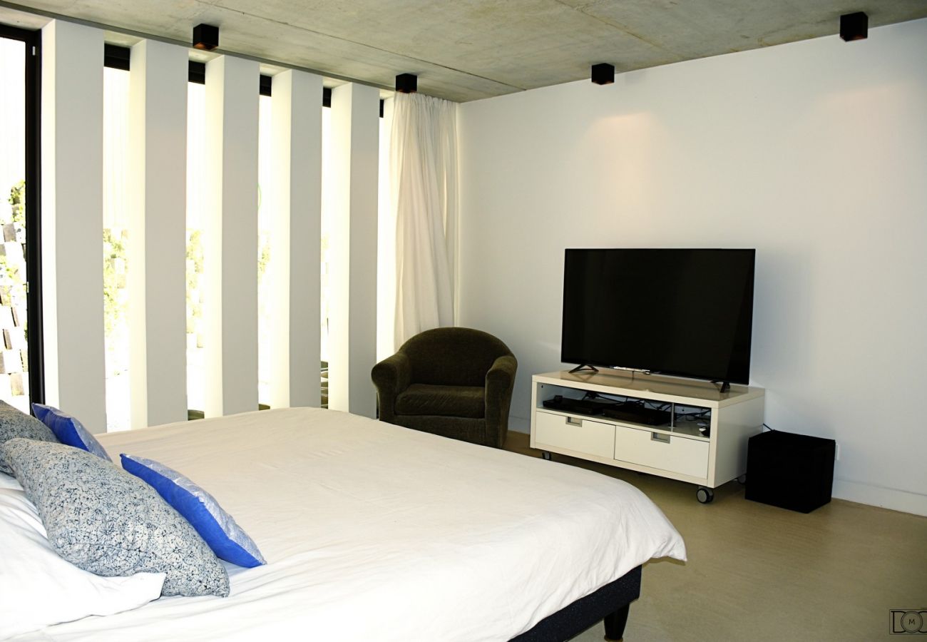 BEDROOM 2 BEDROOM 2