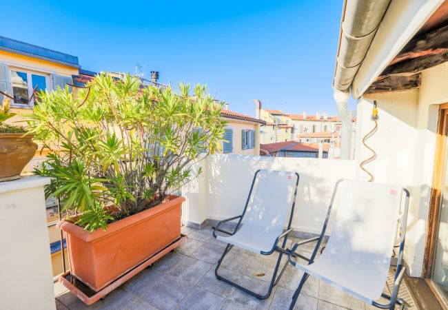 TERRACE TERRACE