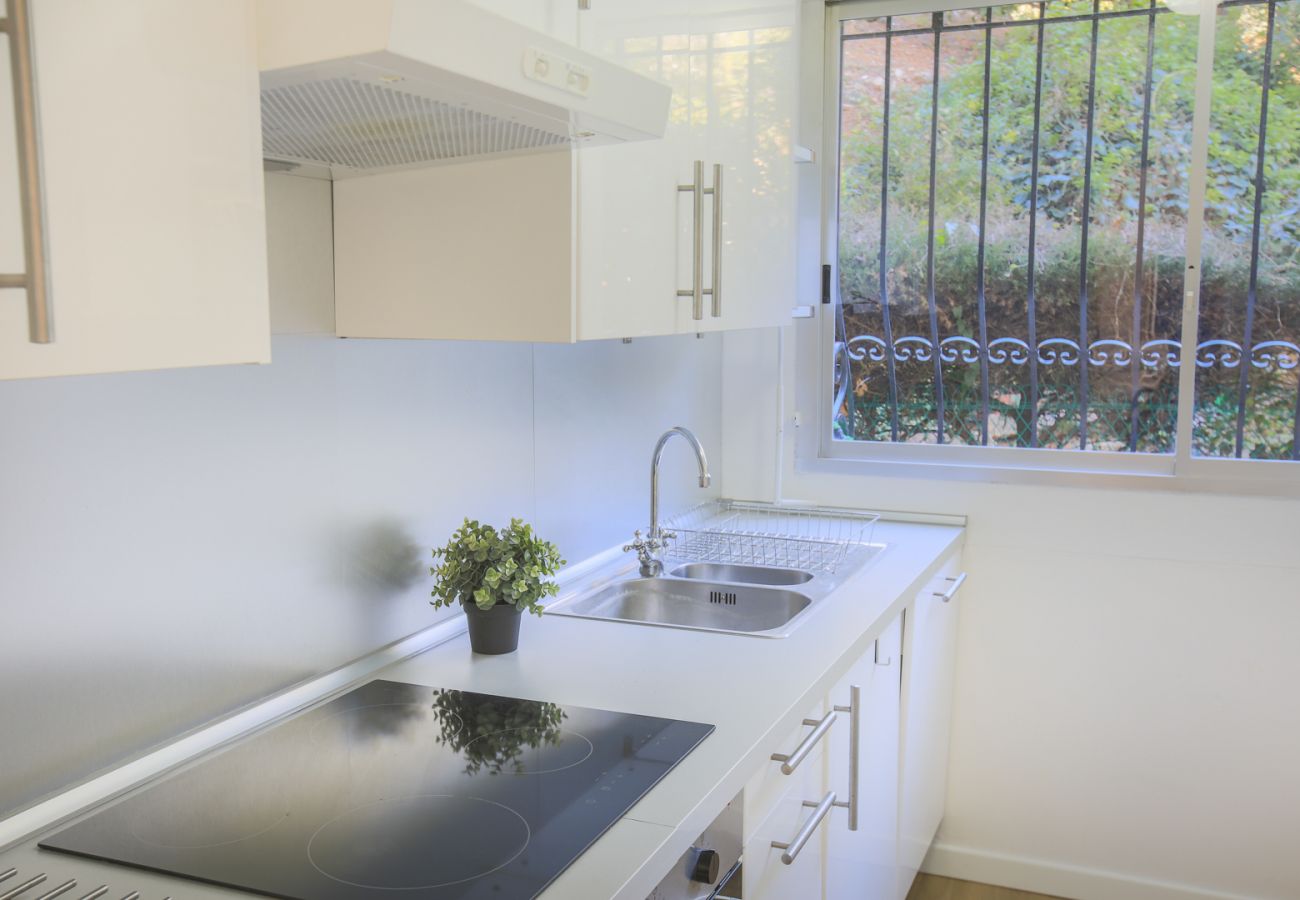 KITCHEN KITCHEN