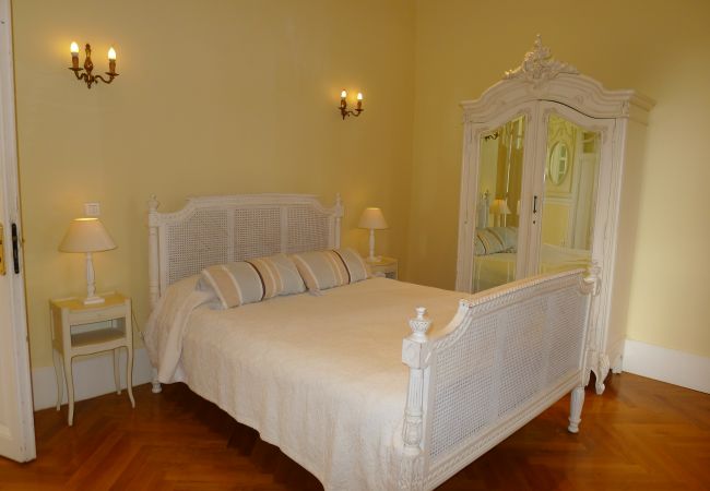 BEDROOM BEDROOM