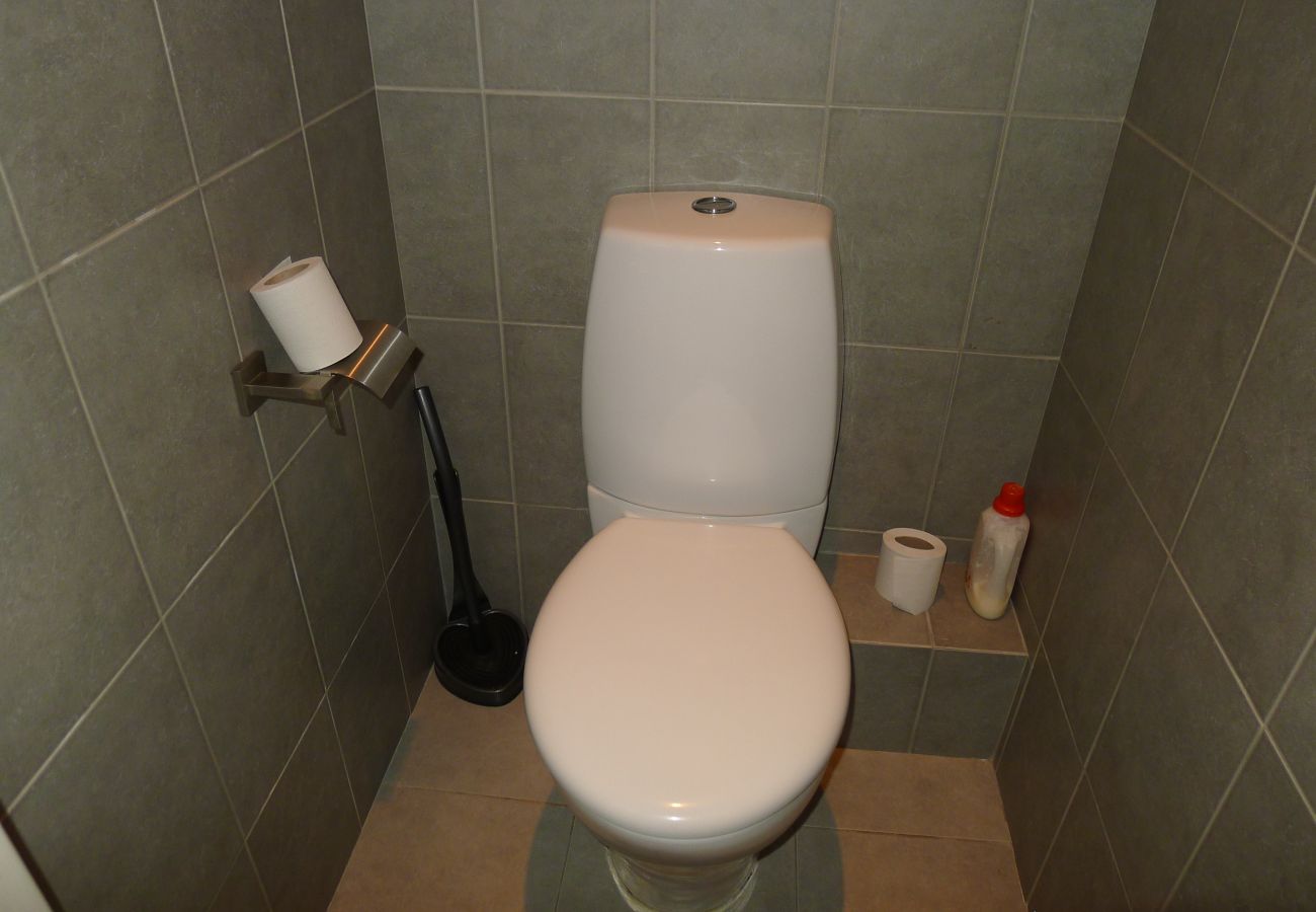 wc wc