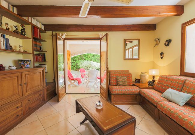 Villa in Tourrette-Levens - LA ROHIERE VI4129 by RIVIERA HOLIDAY HOMES Villa in Tourrette-Levens - LA ROHIERE VI4129 by RIVIERA HOLIDAY HOMES