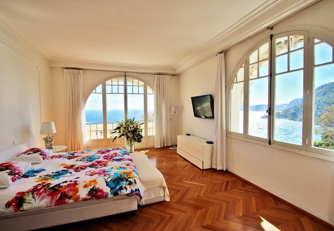 BEDROOM BEDROOM