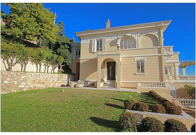 VILLA VILLA