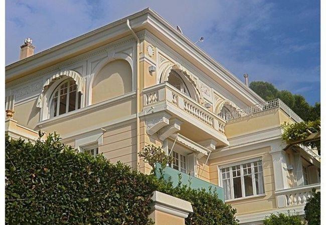VILLA VILLA