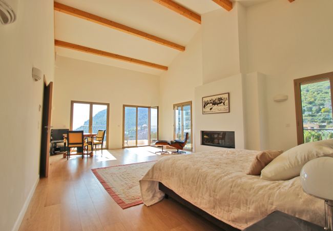 BEDROOM 4 BEDROOM 4