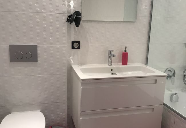 BATHROOM BATHROOM