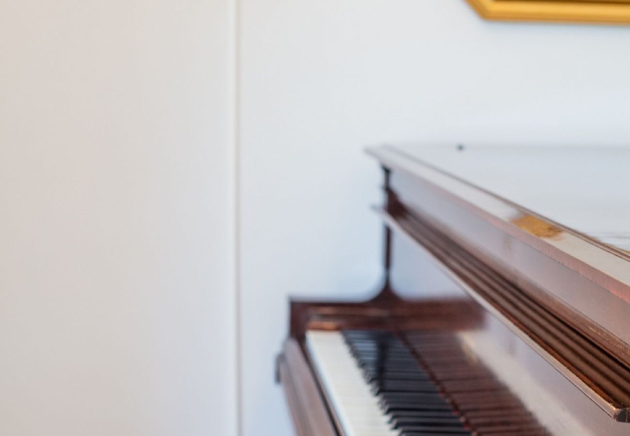 PIANO PIANO